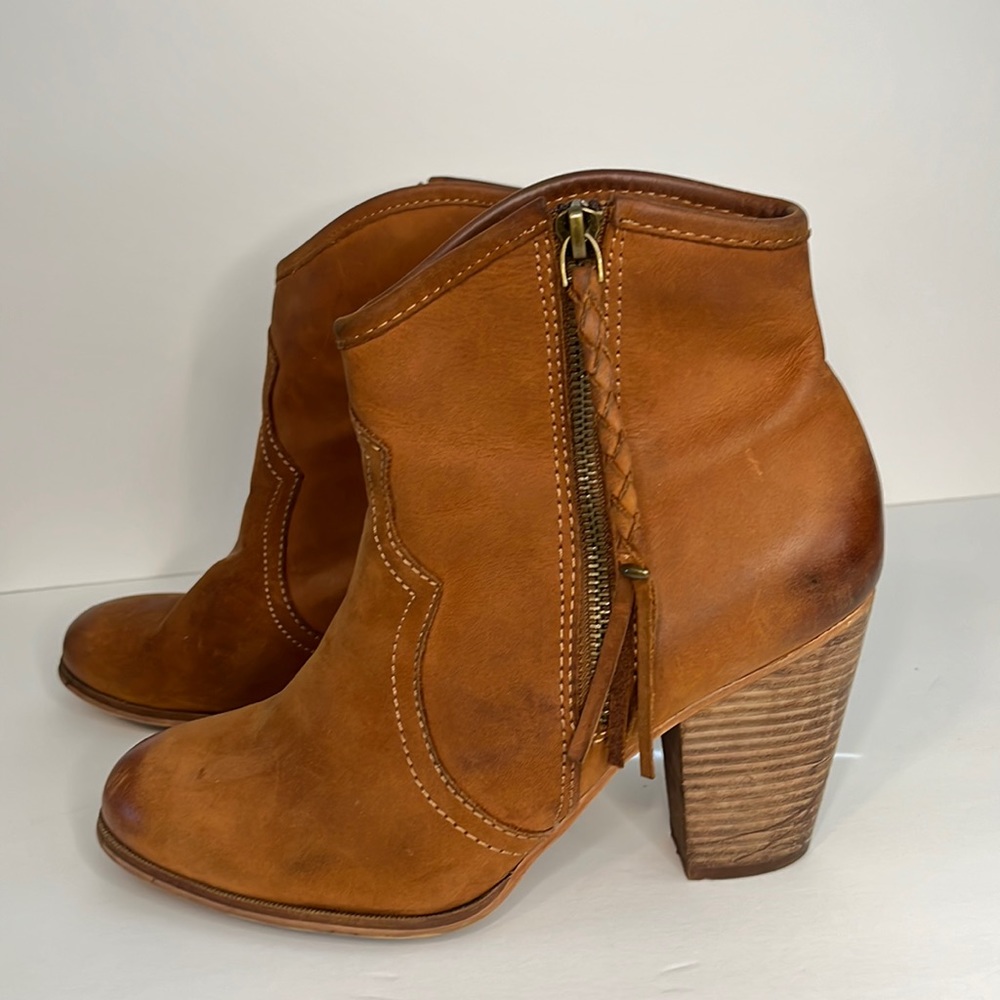Aldo Fastrost Heeled boots Size 9
